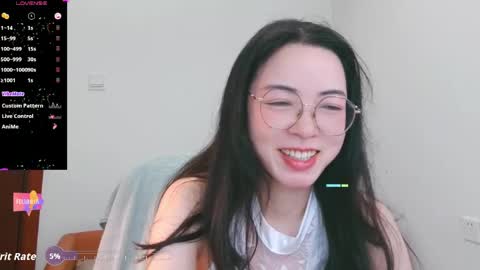Snapshot of luckrose chatting on May 15, 3:02 am Jinn online show from May 15, 3:02 am