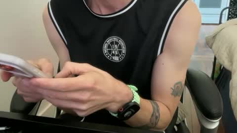 lucky_bme online show from May 2, 4:12 pm