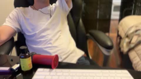 lucky_bme online show from May 7, 12:27 am