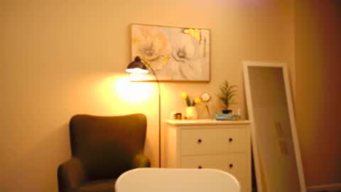Snapshot of lucky_foryou_baby chatting on December 12, 3:27 pm lucky_foryou_baby online show from December 12, 3:27 pm