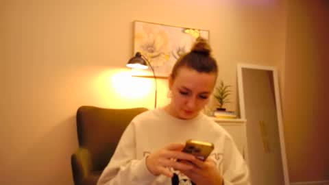 Snapshot of lucky_foryou_baby chatting on December 18, 10:30 am lucky_foryou_baby online show from December 18, 10:30 am
