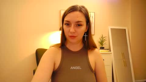 Snapshot of lucky_foryou_baby chatting on December 28, 1:28 pm lucky_foryou_baby online show from December 28, 1:28 pm