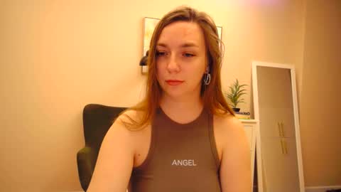 Snapshot of lucky_foryou_baby chatting on December 30, 2:08 pm lucky_foryou_baby online show from December 30, 2:08 pm