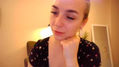 Snapshot of lucky_foryou_baby chatting on January 22, 5:48 am lucky_foryou_baby online show from January 22, 5:48 am