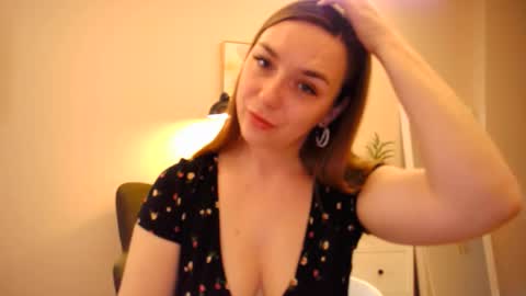 Snapshot of lucky_foryou_baby chatting on February 3, 5:40 am lucky_foryou_baby online show from February 3, 5:40 am