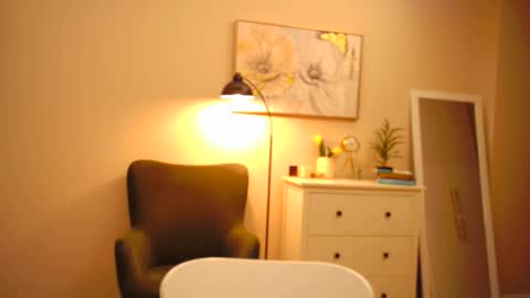 Snapshot of lucky_foryou_baby chatting on February 5, 6:37 pm lucky_foryou_baby online show from February 5, 6:37 pm