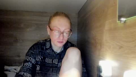 Snapshot of lucky_licky20 chatting on January 12, 3:07 am lucky_licky20 online show from January 12, 3:07 am