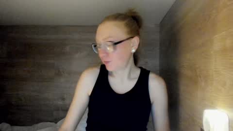 Snapshot of lucky_licky20 chatting on January 15, 3:54 am lucky_licky20 online show from January 15, 3:54 am