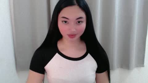 Snapshot of lucky_mariel chatting on January 11, 5:29 pm mariel online show from January 11, 5:29 pm