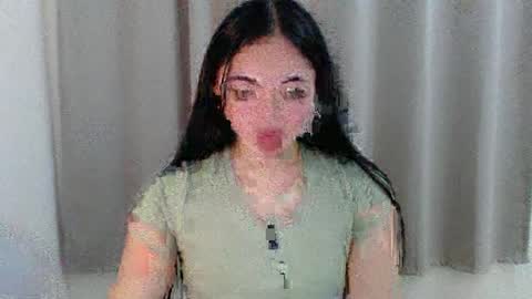 Snapshot of lucky_mariel chatting on January 15, 1:20 pm mariel online show from January 15, 1:20 pm