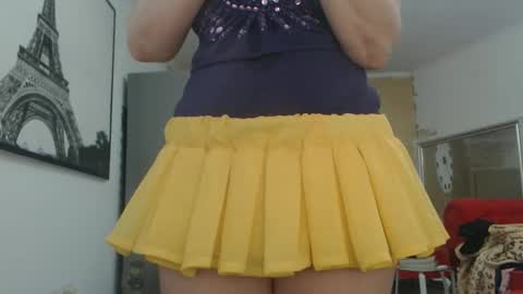 Snapshot of luckyanabella chatting on February 14, 10:34 am Ana online show from February 14, 10:34 am