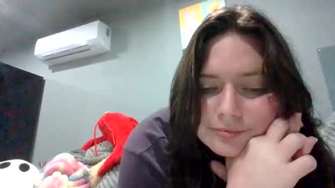 luckygirl96 online show from October 10, 12:42 am