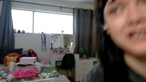 Snapshot of luckyjadestone chatting on May 9, 12:05 am Jade online show from May 9, 12:05 am