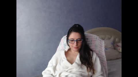 luckylinda23 online show from January 18, 12:04 pm
