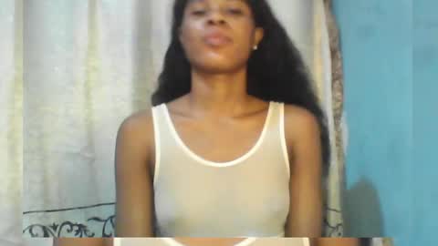 Snapshot of luckymadequeen chatting on December 24, 3:16 pm Gloria online show from December 24, 3:16 pm