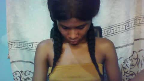 Snapshot of luckymadequeen chatting on January 26, 11:50 pm Gloria online show from January 26, 11:50 pm