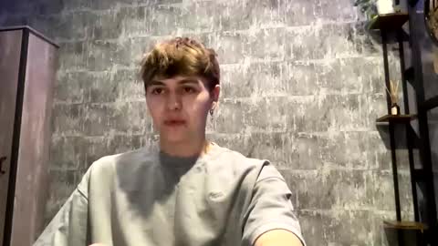 Snapshot of luckymenchik chatting on November 20, 11:04 pm Ricky online show from November 20, 11:04 pm