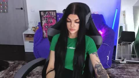 Monika online show from November 22, 8:13 am