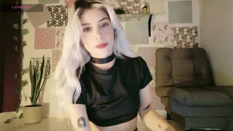 Snapshot of luckysapphire777 chatting on May 24, 1:16 pm luckysapphire777 online show from May 24, 1:16 pm