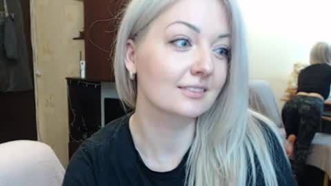 LuckyShot online show from March 30, 3:24 pm