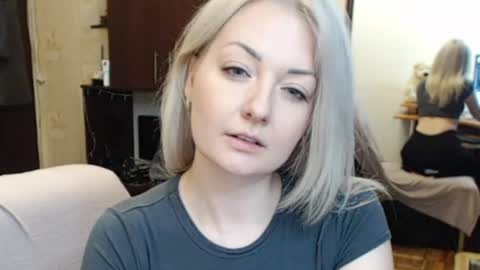 LuckyShot online show from March 31, 5:24 pm