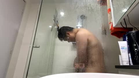 Snapshot of luckystrike989 chatting on November 30, 1:04 pm Tyson online show from November 30, 1:04 pm