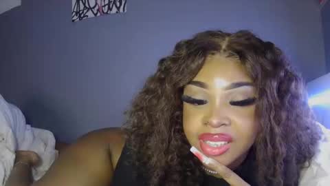 luckytonightx online show from April 3, 9:07 am