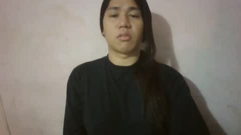 Snapshot of luckyts_cumx chatting on December 5, 3:15 am luckyts_cumx online show from December 5, 3:15 am