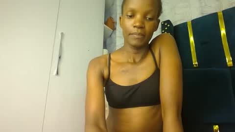 brielle online show from September 25, 4:05 am