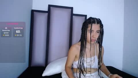Snapshot of lucy__23 chatting on September 25, 3:54 am   online show from September 25, 3:54 am
