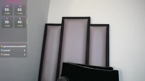 Snapshot of lucy__23 chatting on September 28, 4:12 pm   online show from September 28, 4:12 pm