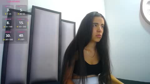 Snapshot of lucy__23 chatting on October 14, 4:13 am   online show from October 14, 4:13 am