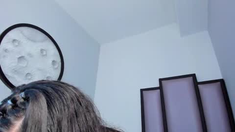 Snapshot of lucy__23 chatting on October 24, 5:59 am   online show from October 24, 5:59 am