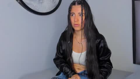 Snapshot of lucy__23 chatting on October 28, 4:16 am   online show from October 28, 4:16 am