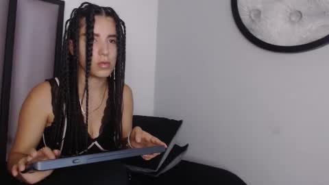   online show from December 2, 4:18 am