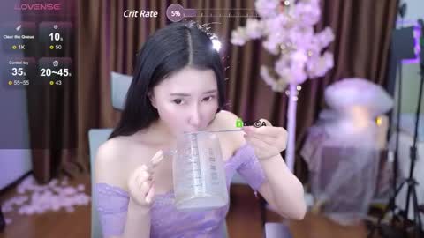 Snapshot of lucy__bb chatting on January 25, 3:51 am Lucy online show from January 25, 3:51 am