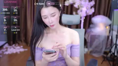 Snapshot of lucy__bb chatting on January 25, 7:06 am Lucy online show from January 25, 7:06 am