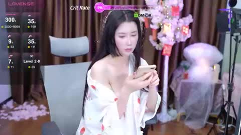 Snapshot of lucy__bb chatting on January 30, 4:27 am Lucy online show from January 30, 4:27 am