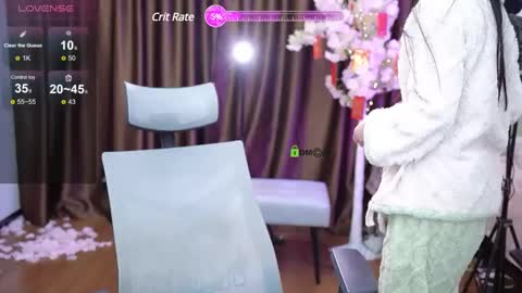 Snapshot of lucy__bb chatting on February 4, 1:34 am Lucy online show from February 4, 1:34 am