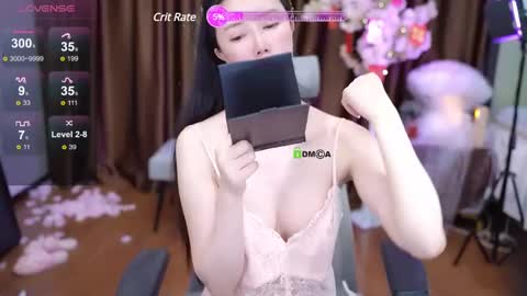Snapshot of lucy__bb chatting on February 14, 1:45 am Lucy online show from February 14, 1:45 am