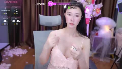 Snapshot of lucy__bb chatting on March 3, 1:42 am Lucy online show from March 3, 1:42 am