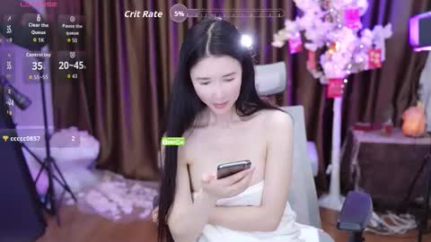 Lucy online show from October 18, 12:39 pm