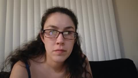 Snapshot of lucy_allison chatting on January 21, 5:16 am Lucy online show from January 21, 5:16 am