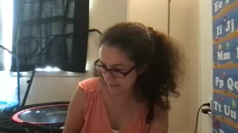 Lucy online show from May 23, 12:05 am