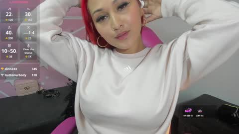 lucy_beatifull online show from January 6, 11:18 am