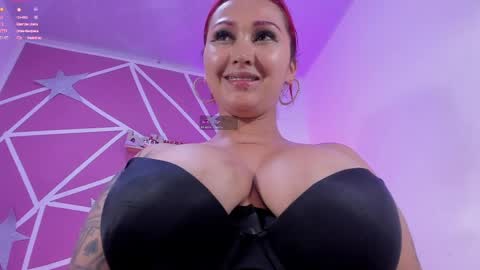 Snapshot of lucy_beatifull chatting on April 15, 8:09 pm lucy_beatifull online show from April 15, 8:09 pm