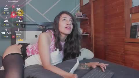 Lucy Herrera online show from October 3, 1:13 am