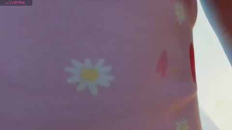 Snapshot of lucy_blush99 chatting on July 16, 12:11 pm lucy blush99 online show from July 16, 12:11 pm