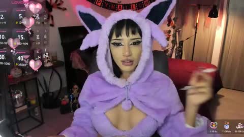 Snapshot of lucy_fernandez chatting on October 23, 6:56 am lucyfer online show from October 23, 6:56 am