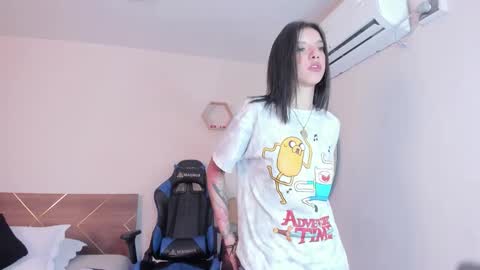 Snapshot of lucy_ferreiraa chatting on September 12, 4:34 am Your Lucy online show from September 12, 4:34 am